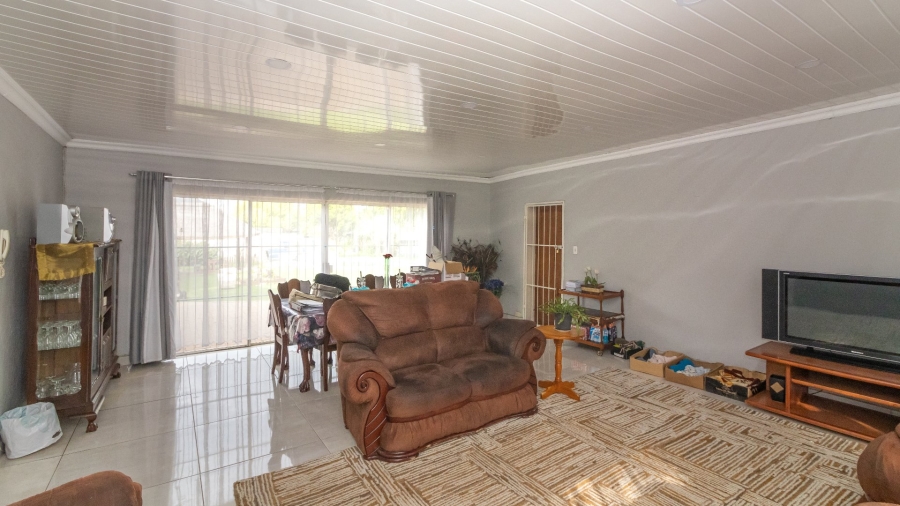4 Bedroom Property for Sale in Suidrand Free State